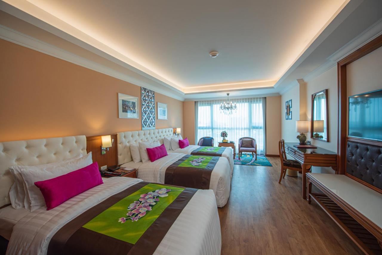 The Empress Premier Chiang Mai - Sha Extra Plus Экстерьер фото Deluxe Family Room