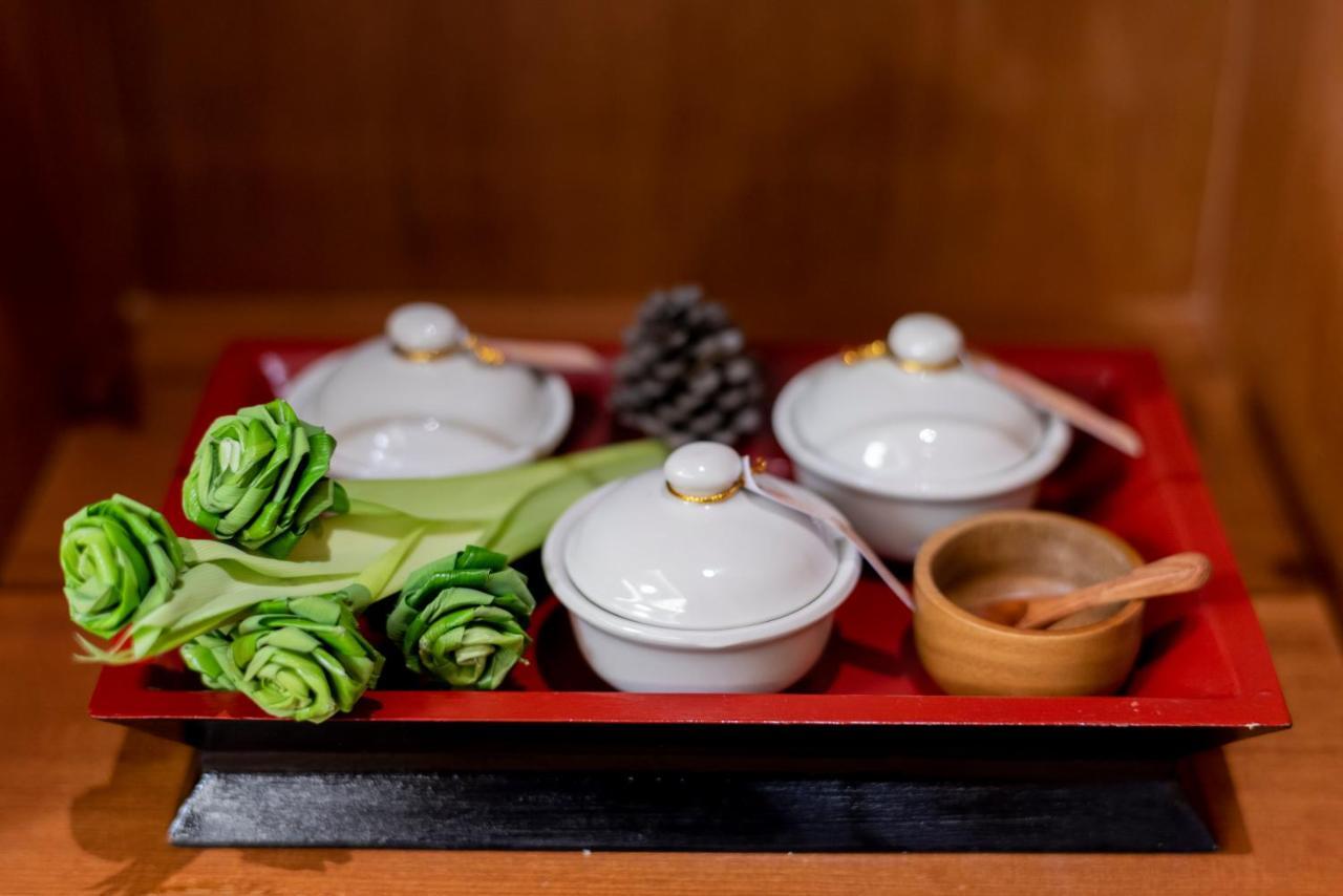 The Empress Premier Chiang Mai - Sha Extra Plus Экстерьер фото A set of four bowls for serving Japanese cuisine