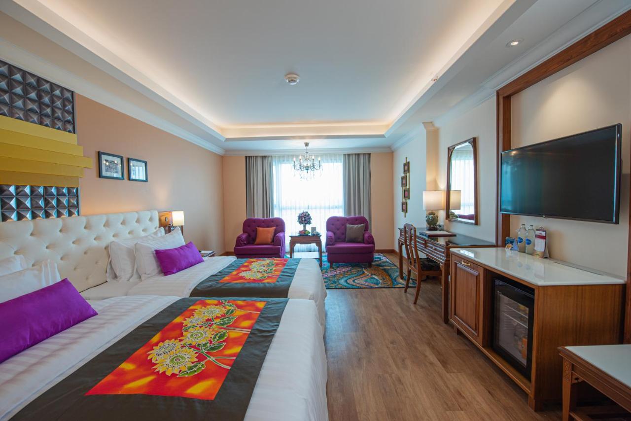 The Empress Premier Chiang Mai - Sha Extra Plus Экстерьер фото Deluxe Room